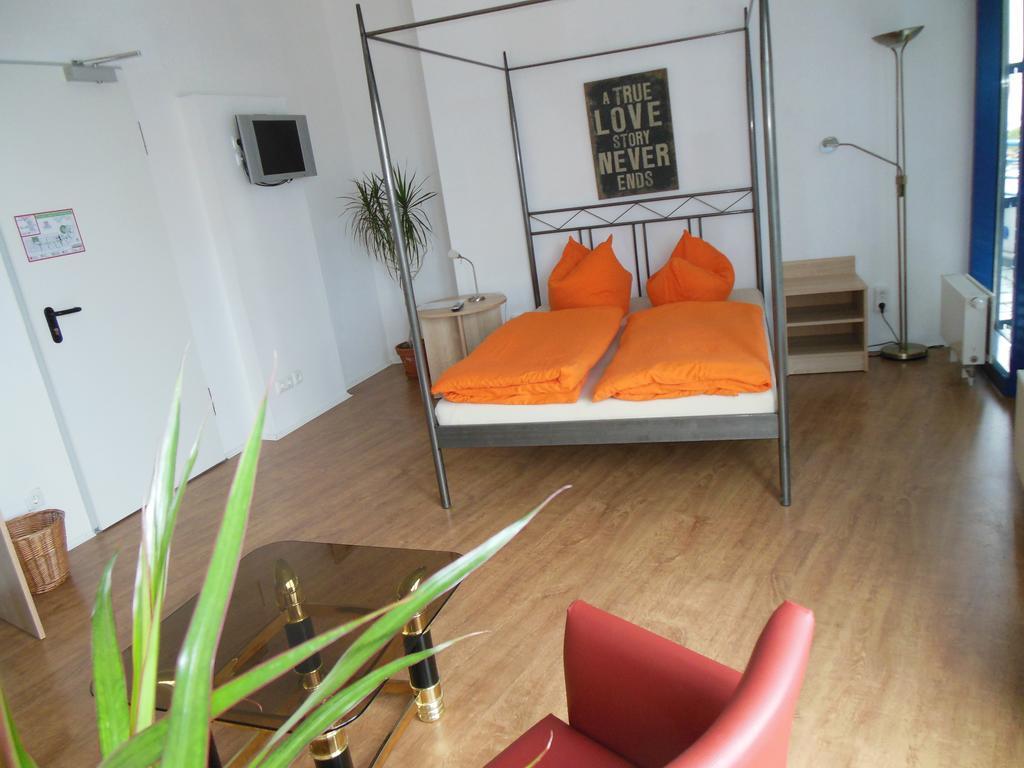 Lut10Her Sky-Fly Hotel Leipzig Habitación foto